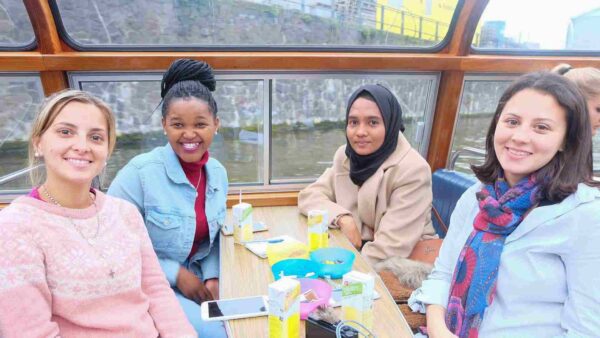 amizade multicultural CMM